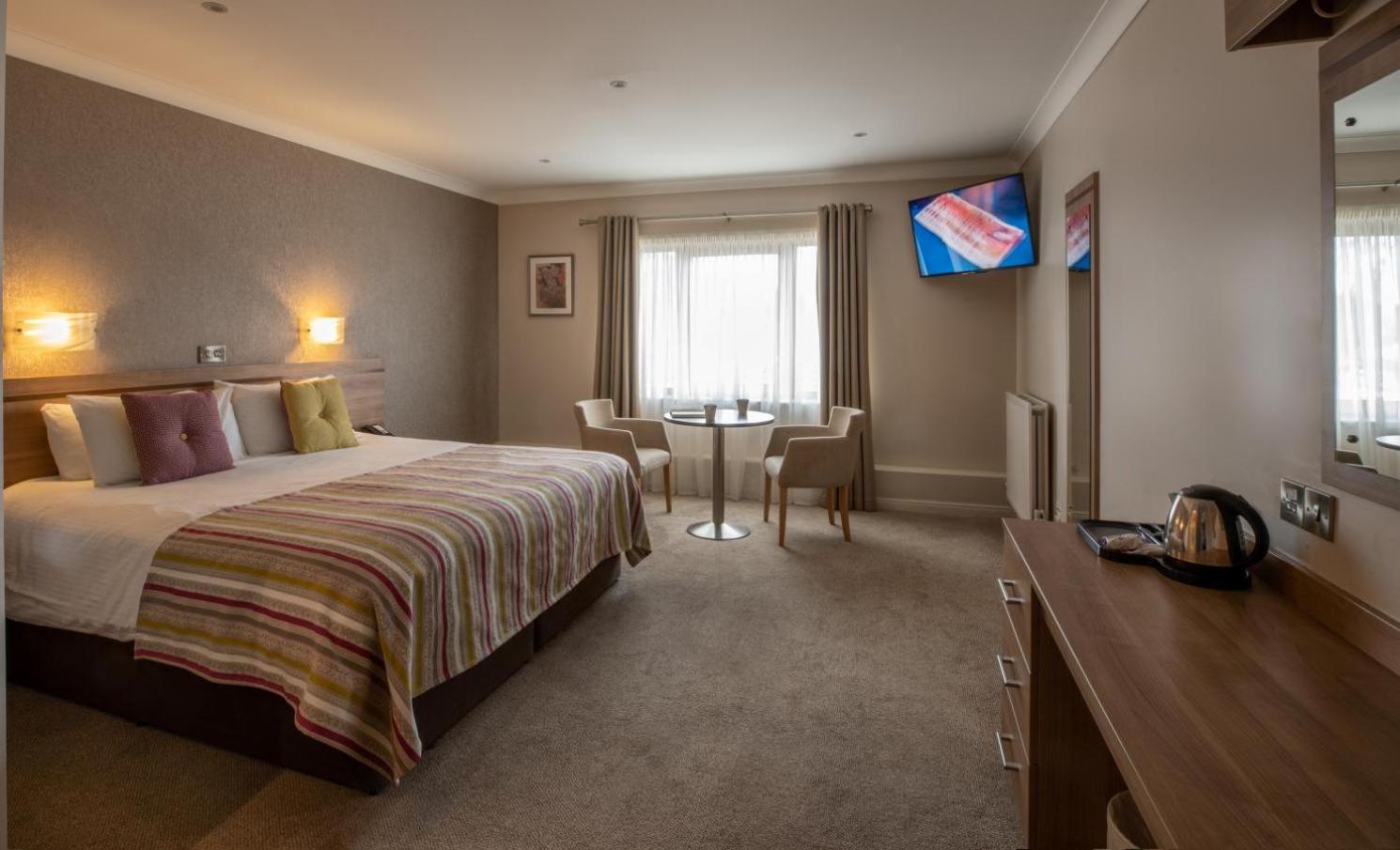 The Lodge Hotel Coleraine Eksteriør billede