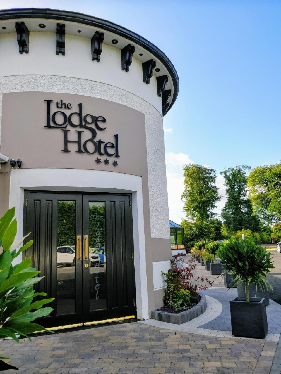 The Lodge Hotel Coleraine Eksteriør billede